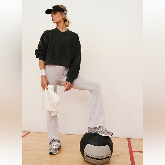 NWOT! FP Free People Movement Good Karma Flare Leggings Sz XS/S - Picture 3 of 8